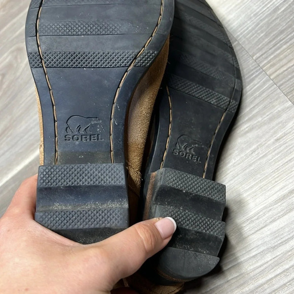 Sorel slip  on suede booties size 8.5 - Picture 11 of 12